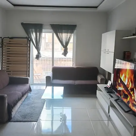 Girls Only Shared #2 Hostel Gzira